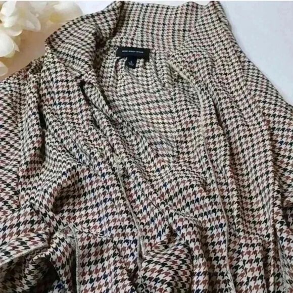 who what wear women's Blouse with Tie Front and Bib Collar - Picture 12 of 13